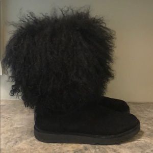 UGG W’s Lida black Mongolian sheepskin cuff boot